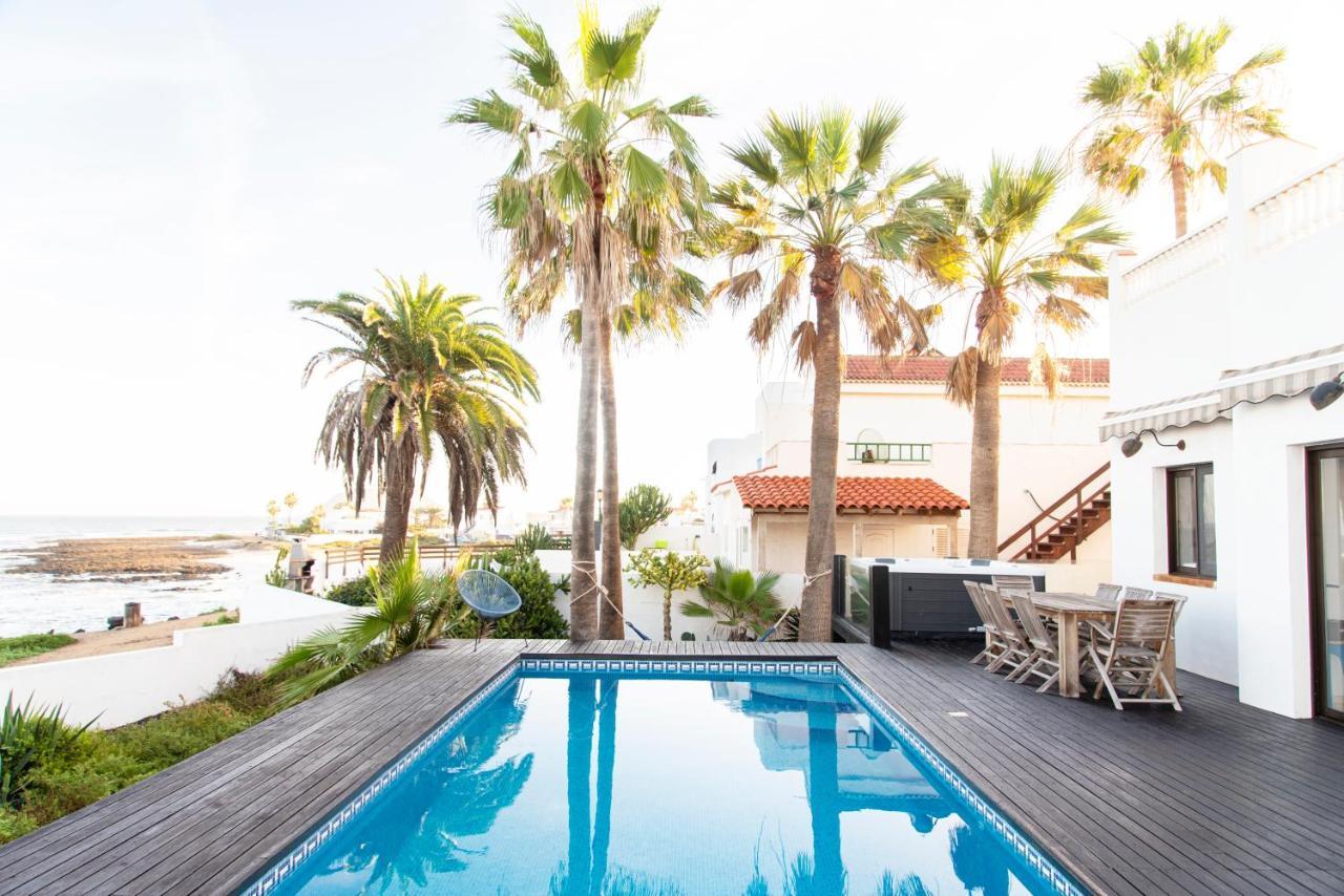 Villa Los Flamencos By Veaco- Beachfront & Pool Corralejo Eksteriør bilde